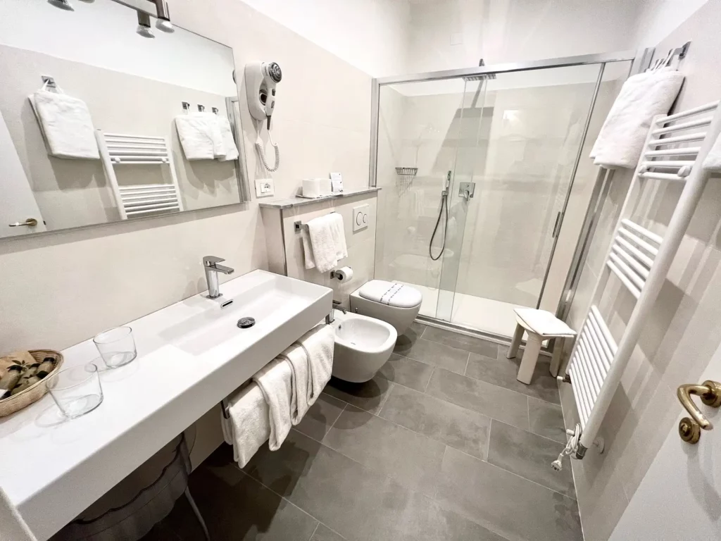 Quadrupla balcone vista mare Quadrupla balcone vista mare