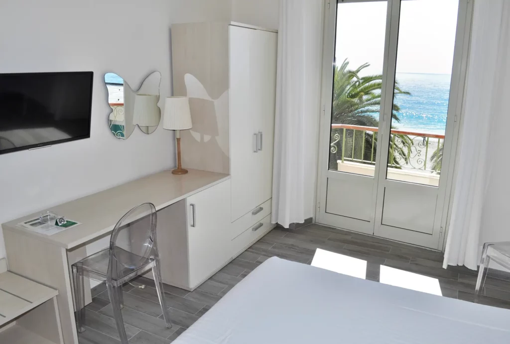 Matrimoniale balcone Vista Mare Matrimoniale balcone Vista Mare