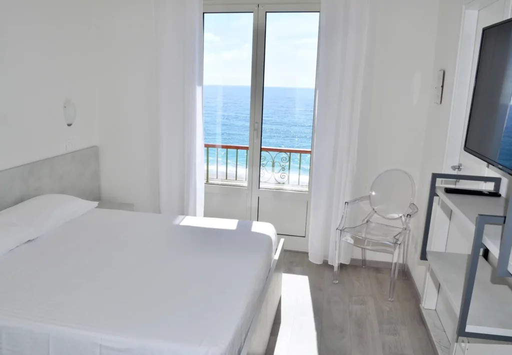 Matrimoniale balcone Vista Mare Matrimoniale balcone Vista Mare