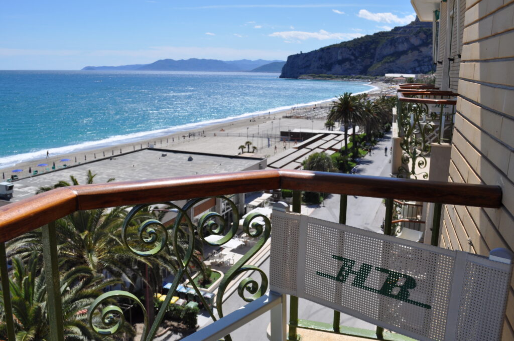 454 BALCONE SEDIA